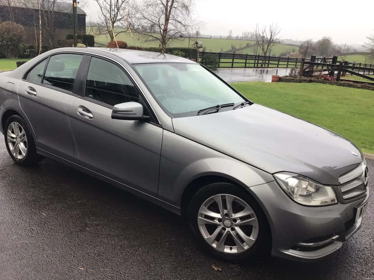 Mercedes-Benz C-Class 2012 - Image 2
