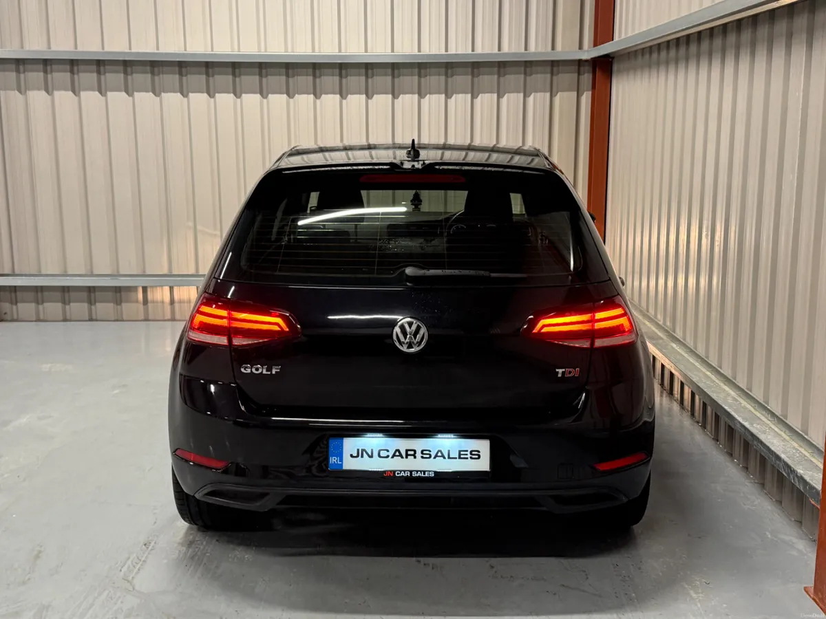 2017 (172) Volkswagen Golf 1.6TDI - Image 3