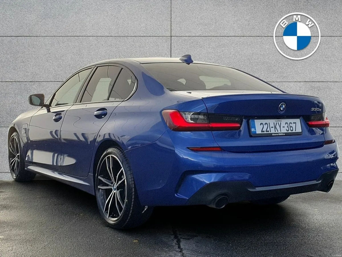 BMW 3-Series 330e M Sport Pro - Image 3