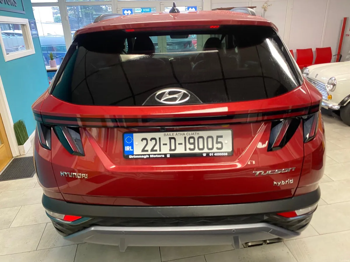 Hyundai Tucson 2022 hybrid executive plus 2 tone - Image 4