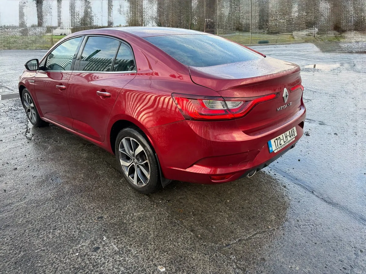 2017 Renault Megane 1.6dci LOW MILEAGE - Image 3