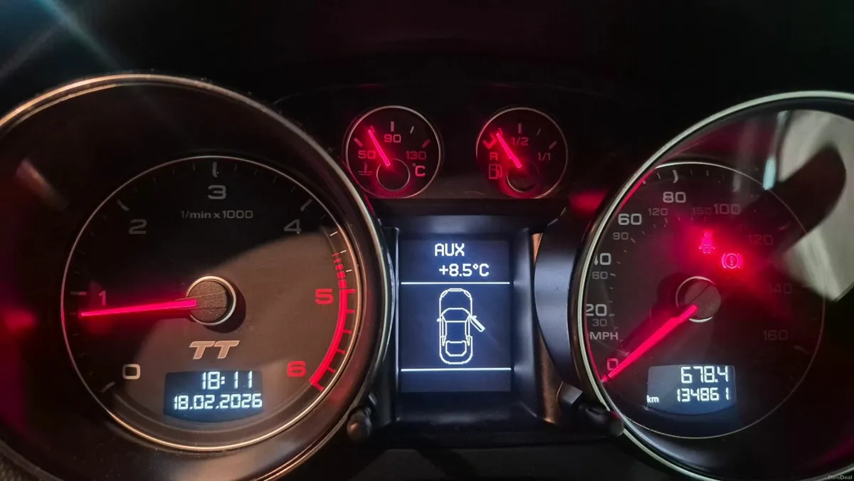 Audi TT 2013 S-Line Quattro Black Edition - Image 3