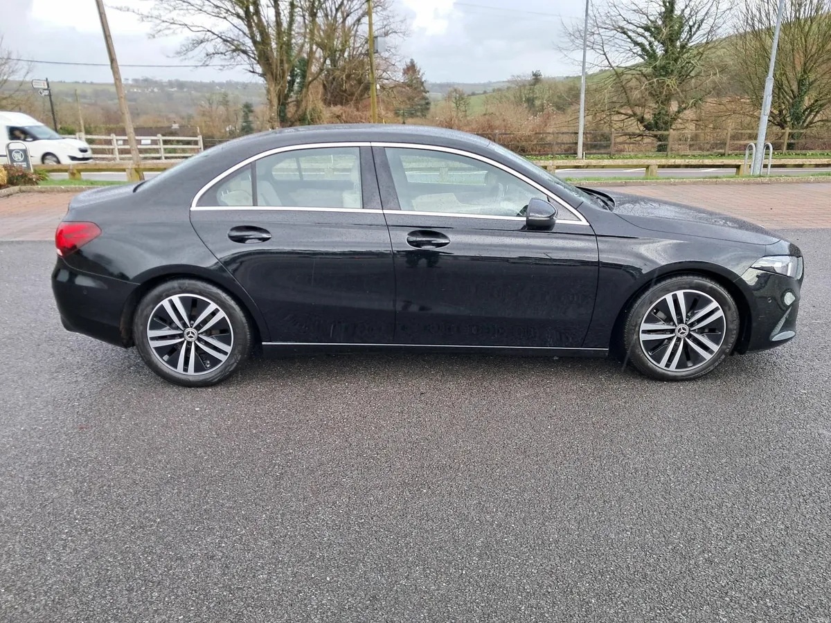 Mercedes-Benz A-Class 2022 - Image 4