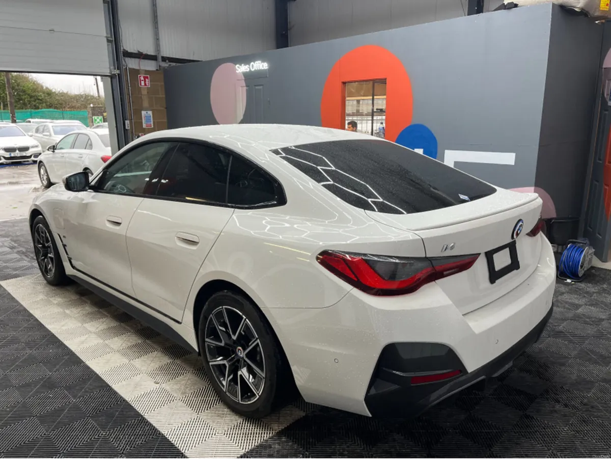 BMW i4 2022 BMW I4 ELECTRIC AUTOMATIC / CRUISE CON - Image 4