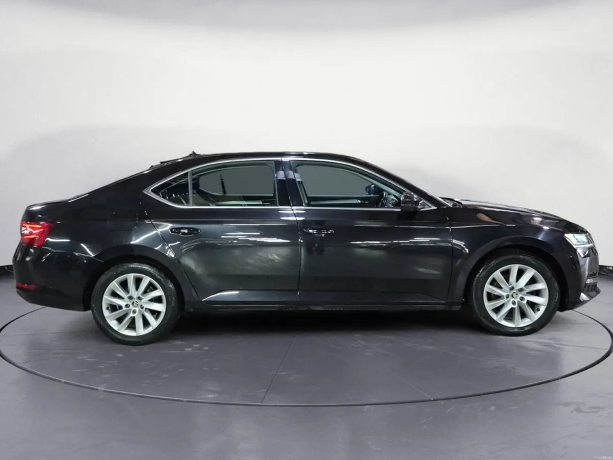 Skoda Superb AMBITION 2.0 TDI 150HP 5DR - Image 4