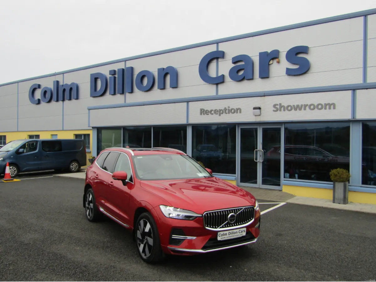 Volvo XC60 T6 PHEV PLUS BRIGHT AWD 5 - Image 1