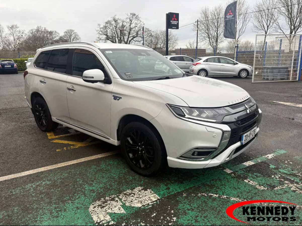 Mitsubishi Outlander OUTL PHEV INSTY INSTYLE 4DR A - Image 4