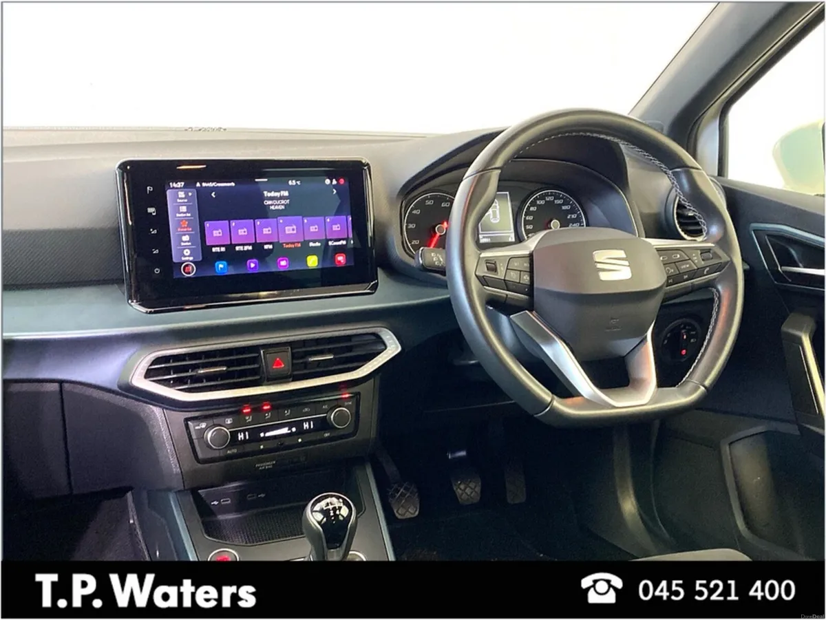 SEAT Arona 1.0 TSI - XPERIENCE - ONLY 10,000KM'S - Image 2