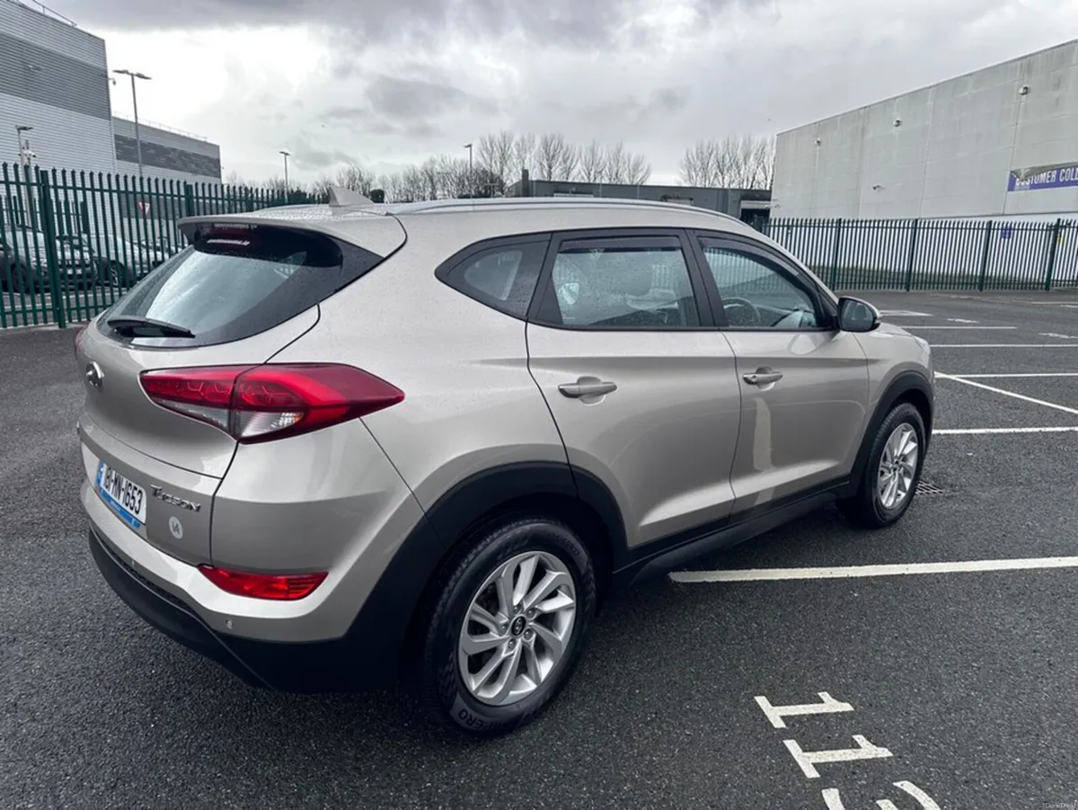 Hyundai Tucson 1.7 CRDI, WIDE SCREEN NAV, NEW NCT, - Image 3
