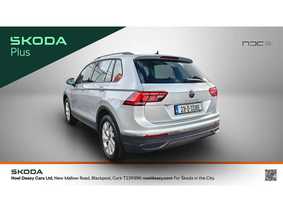 Volkswagen Tiguan LIFE 2.0 TDI 122 BHP- AS NEW- VW - Image 3