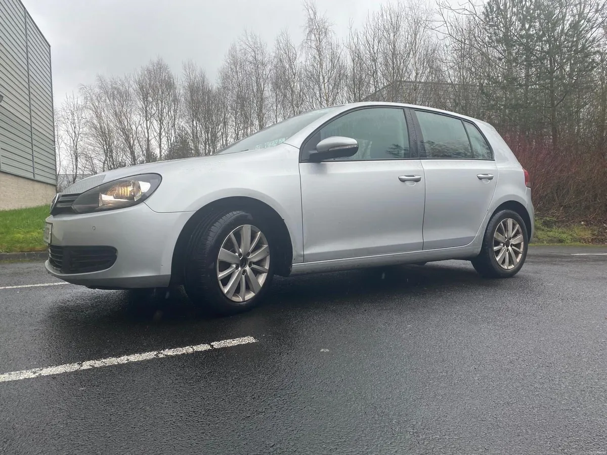 Volkswagen Golf - Image 1