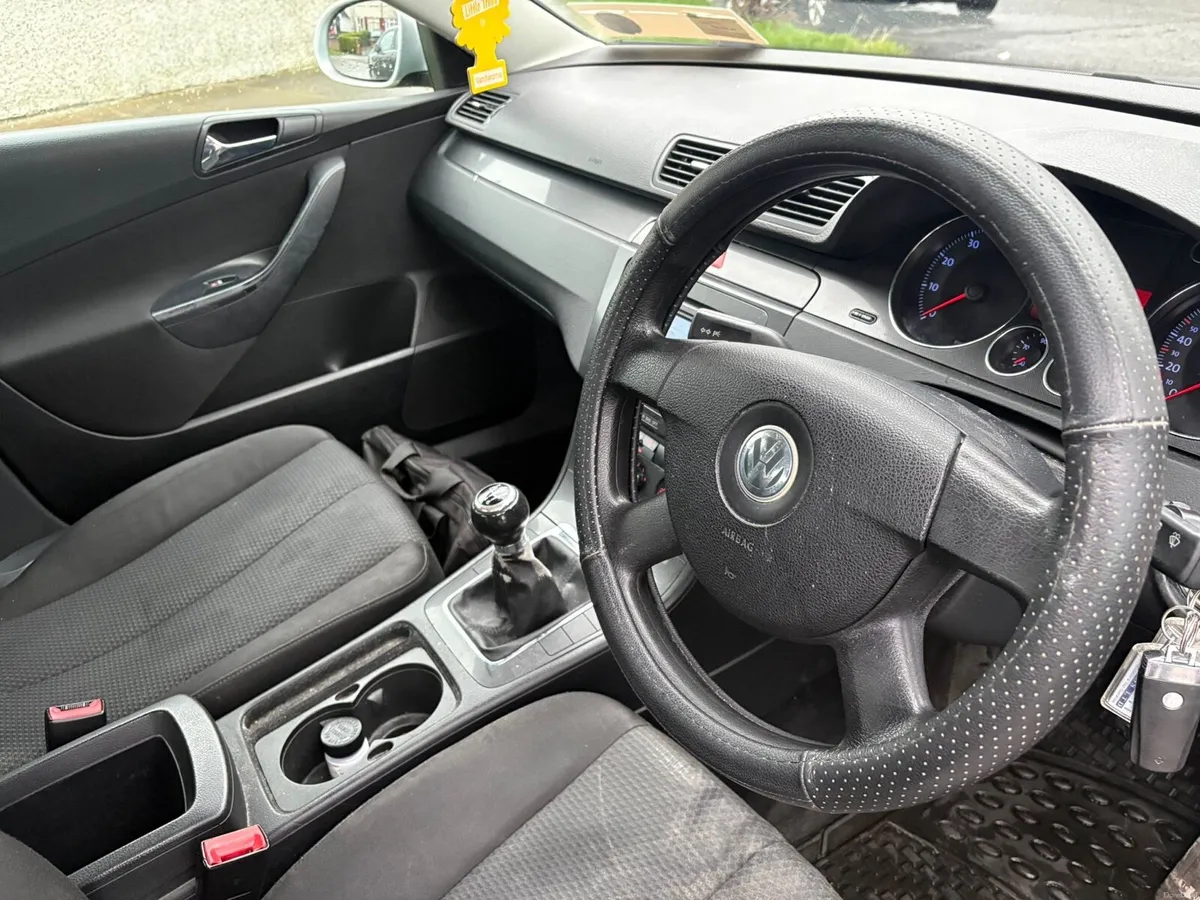 2005 Passat BRAND NEW NCT - 2 KEYS - Image 4