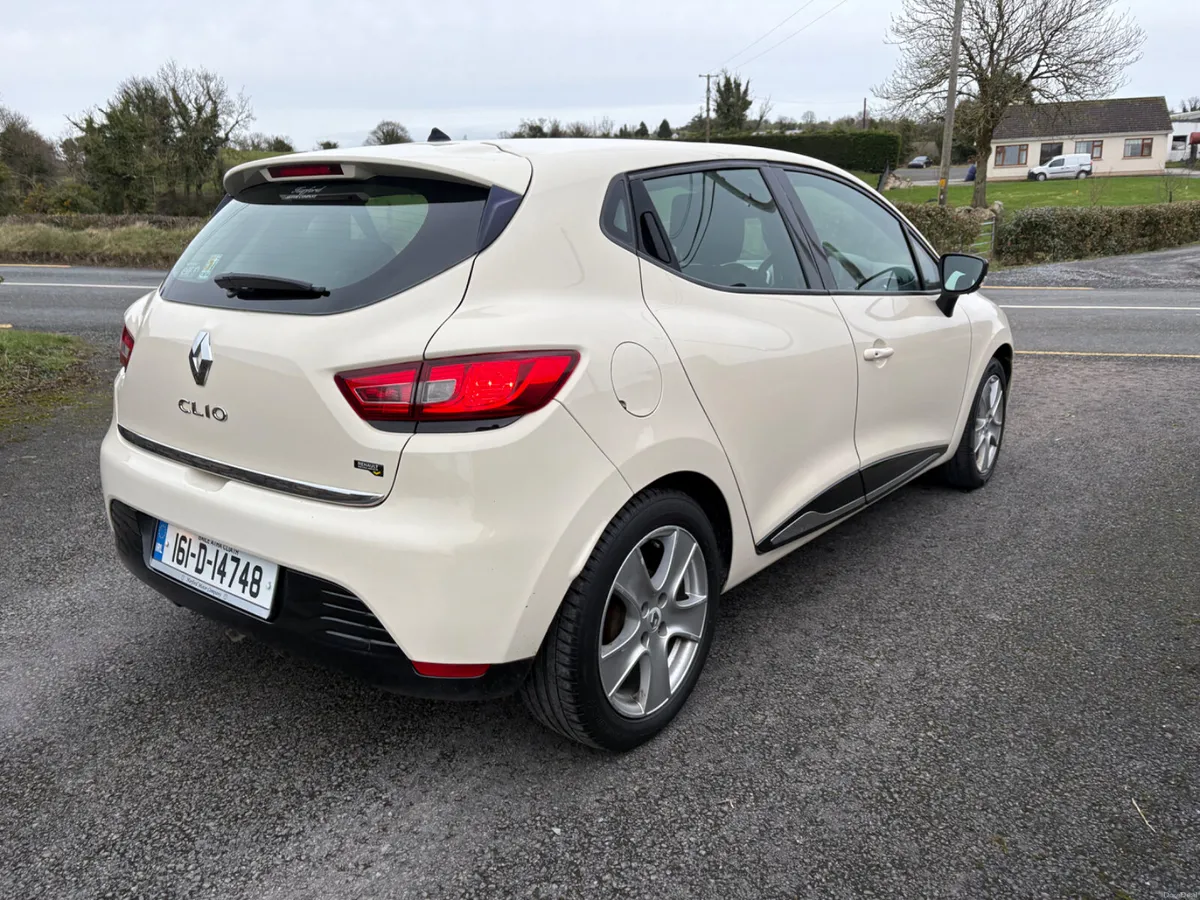 Renault Clio 2016 - Image 4