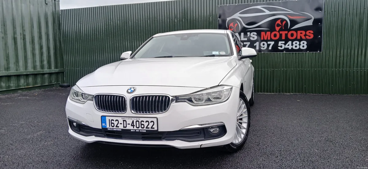 BMW 3-Series 2016 Luxury  Edition  Automatic - Image 4
