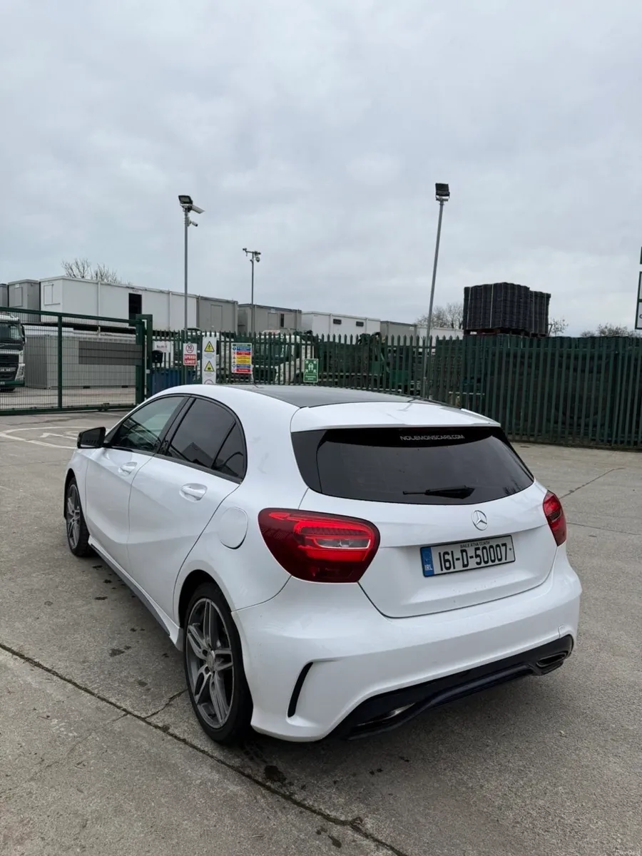 A180 AMG LINE - Image 3