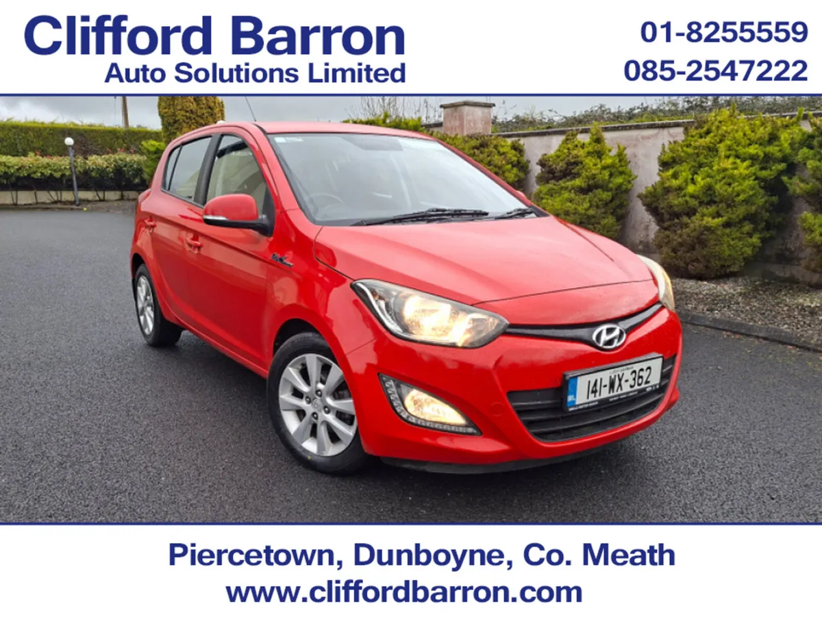 Hyundai i20 1.2 PREMIUM 4DR - Image 1