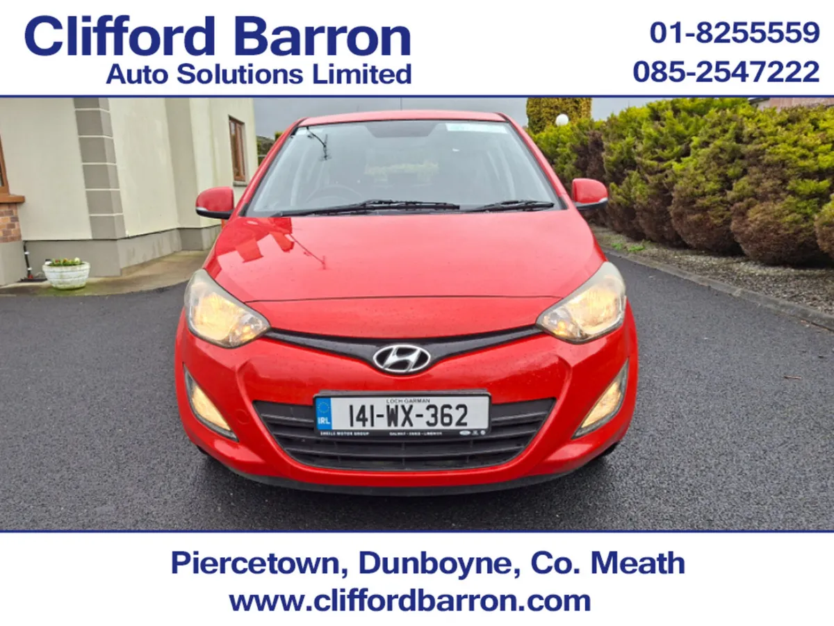 Hyundai i20 1.2 PREMIUM 4DR - Image 3
