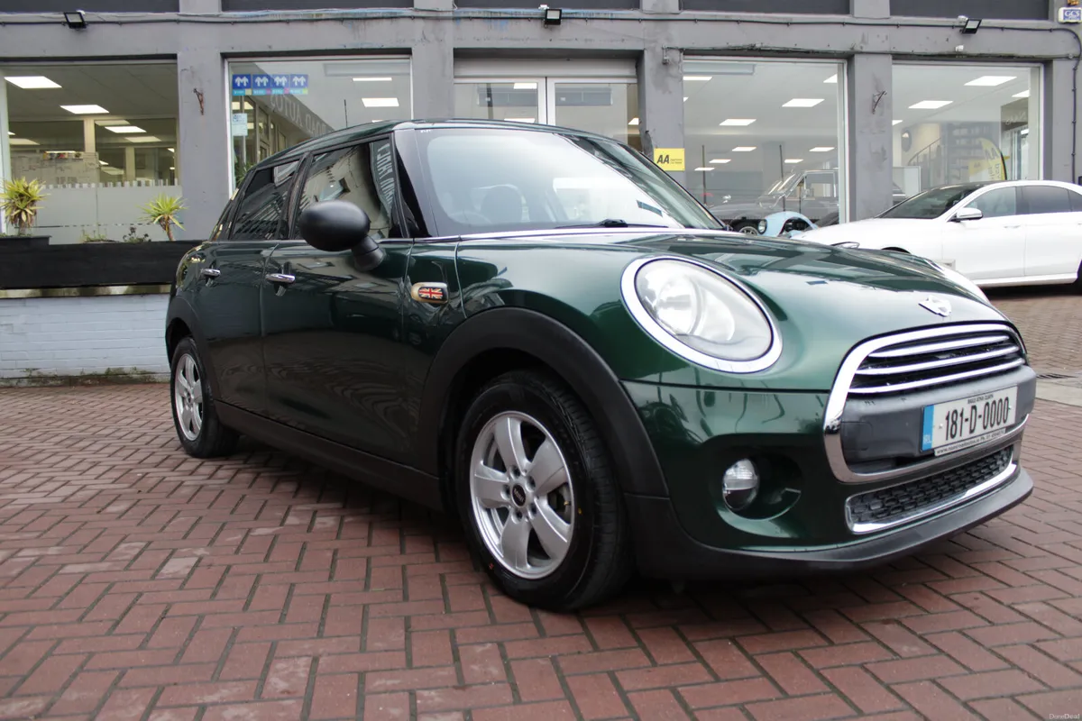 1.5 COOPER SPORT 5DR HATCHBACK AUTO - Image 2