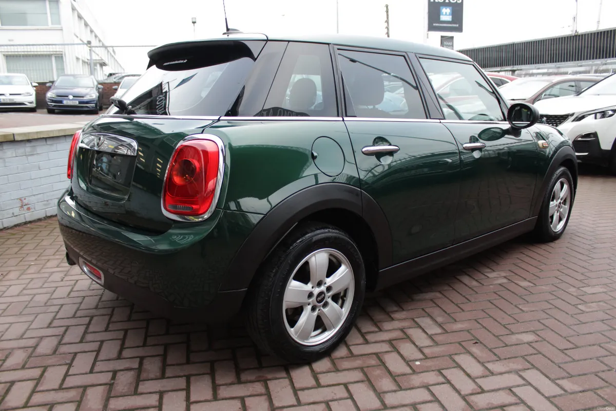 1.5 COOPER SPORT 5DR HATCHBACK AUTO - Image 4