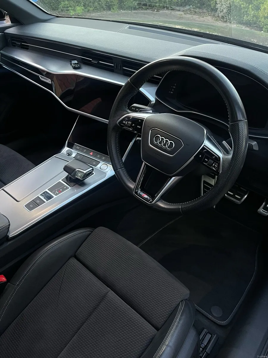 Audi A6 C8 S-Line 40TDI - Image 3
