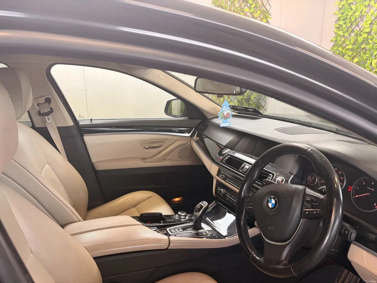 BMW 5-Series 2013 - Image 3