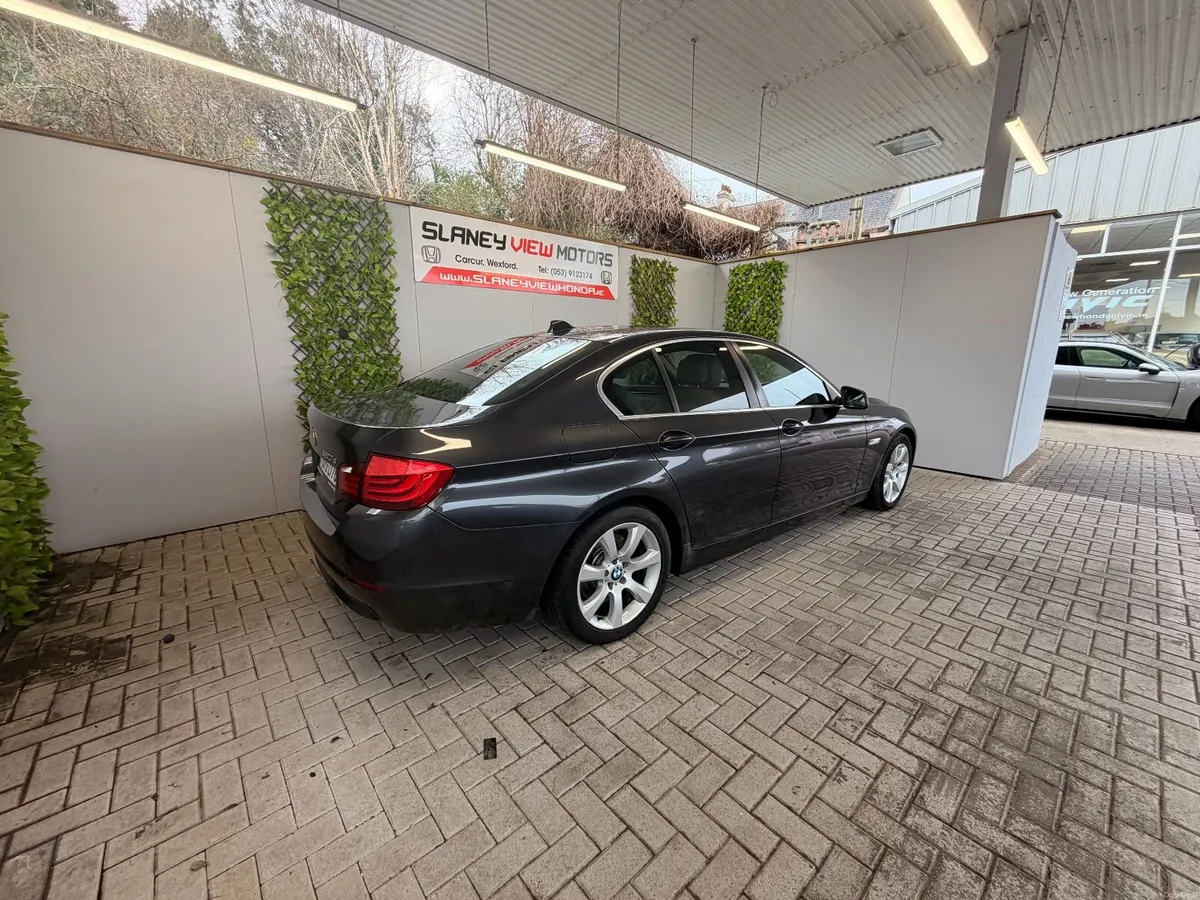 BMW 5-Series 2013 - Image 4