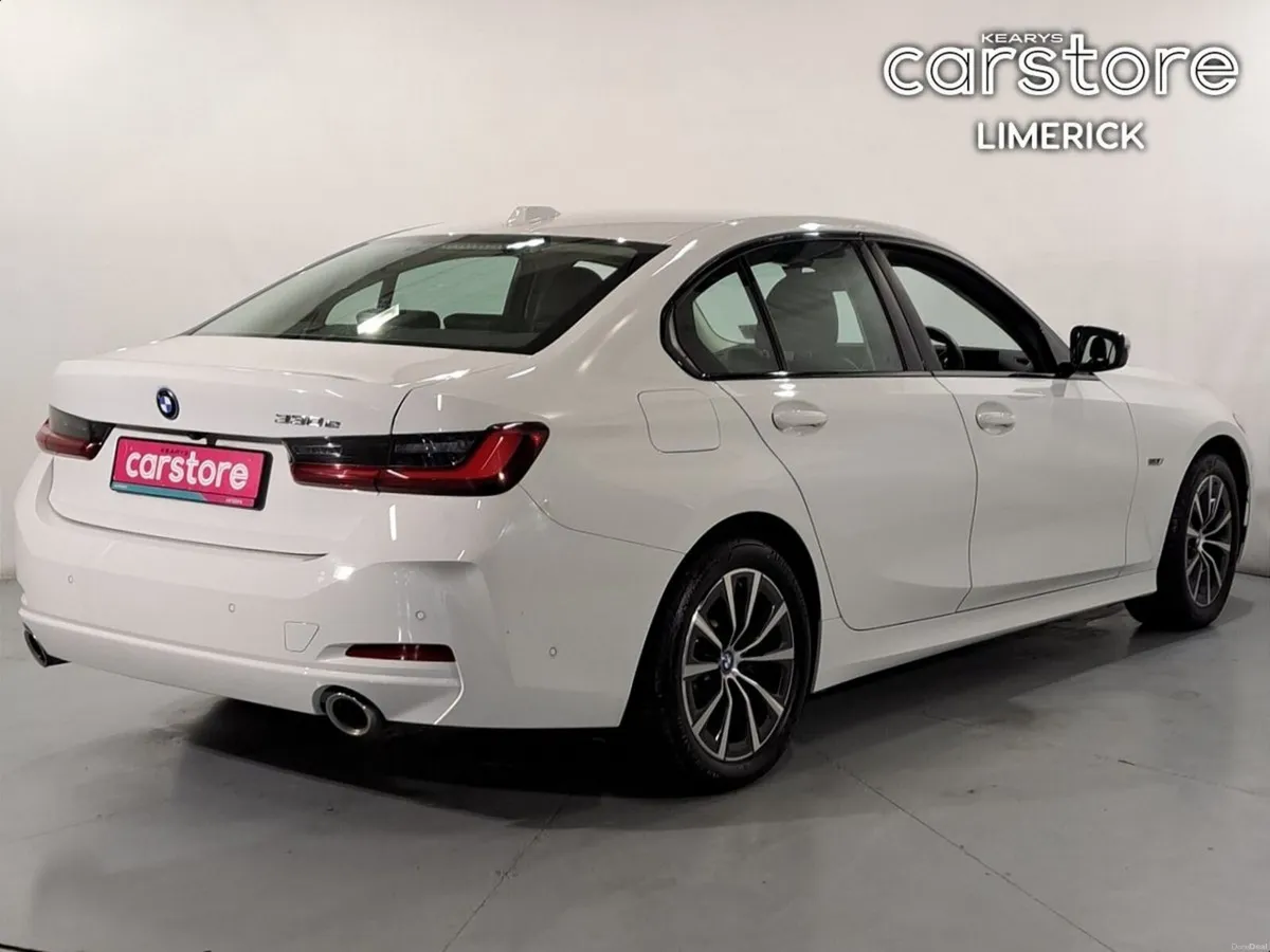 BMW 3-Series 330 E Sport Auto  330 e Sport  330 e - Image 4