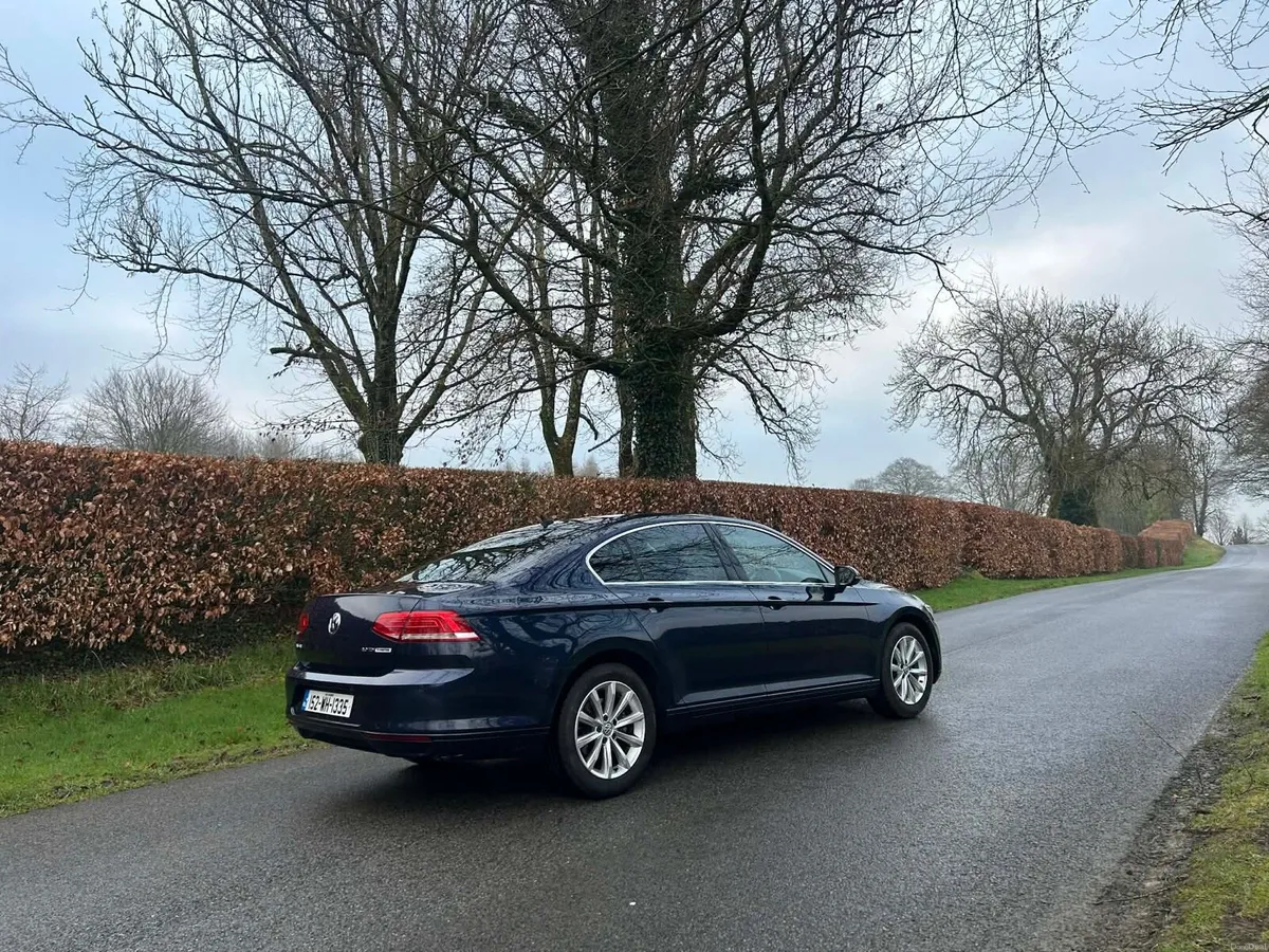 2015 Volkswagen Passat 2.0 TDI - Image 2