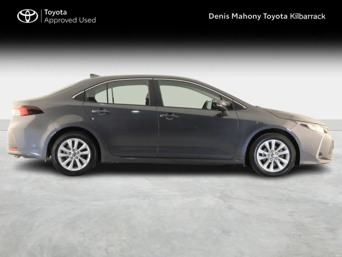 Toyota Corolla LUNA SALOON - Image 3