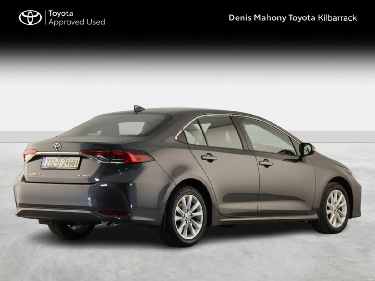 Toyota Corolla LUNA SALOON - Image 2