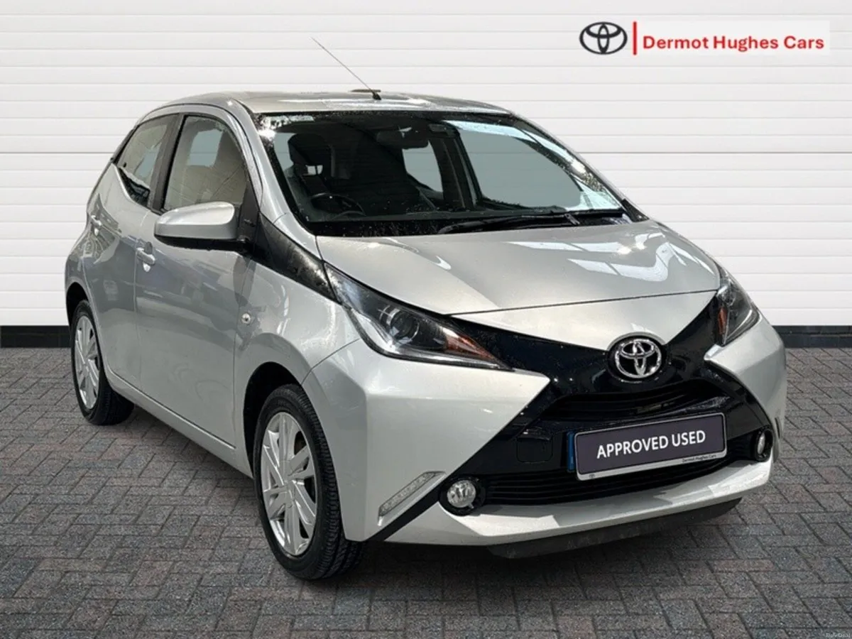 Toyota Aygo 1.0 5DR X-PLAY - Image 1