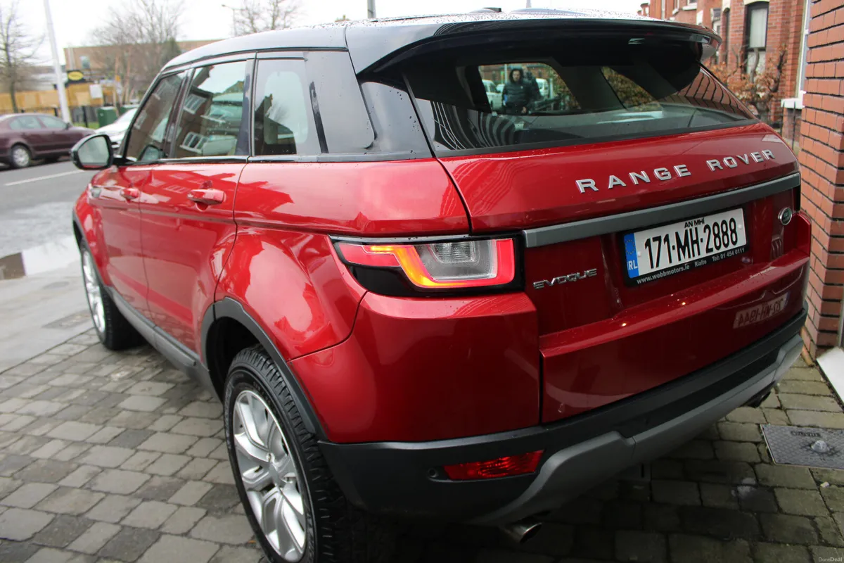 Range Rover Evoque AUTO 4WD 2017 - Image 5