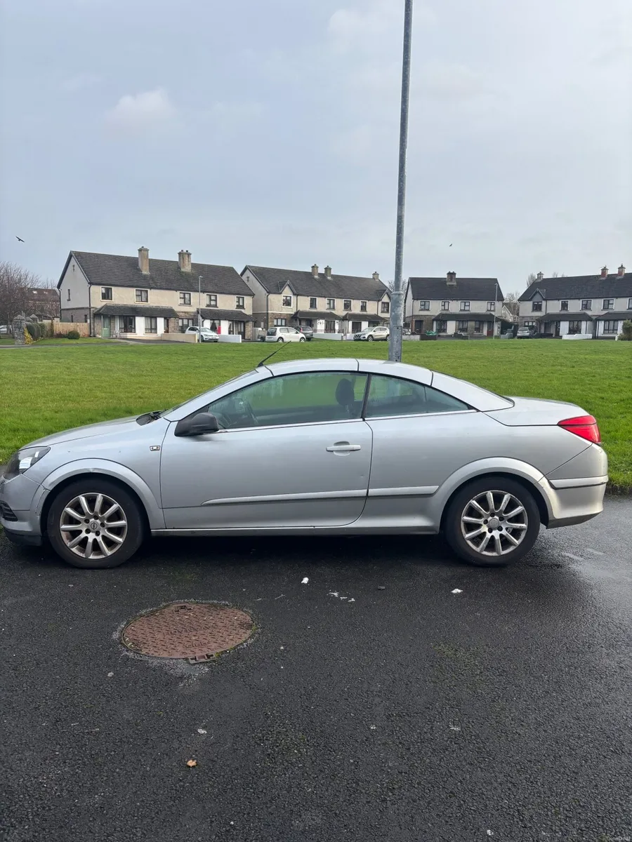 Opel Astra 2006 - Image 1