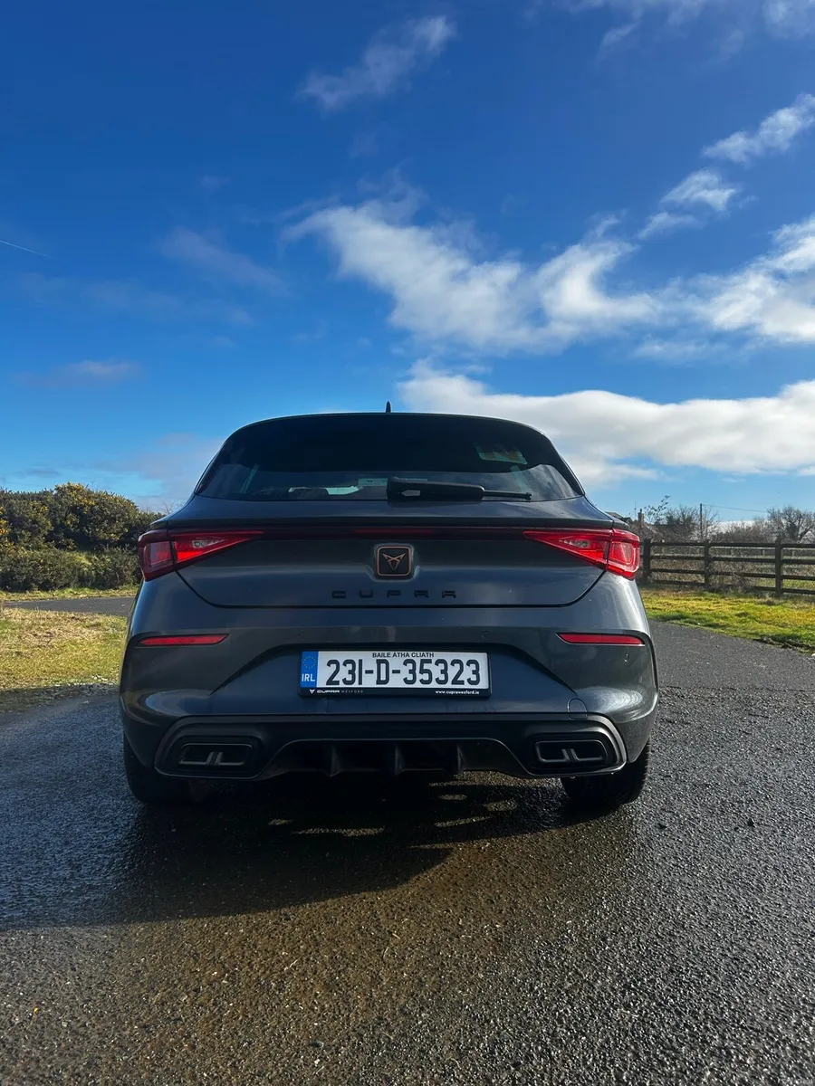 Cupra Leon 1.5eTSI 150HP DSG - Image 3