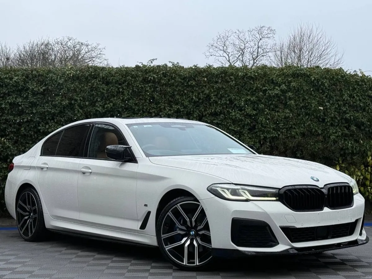 BMW 5-Series 530e LCI M-SPORT COMPETITION 2.0 ** H - Image 3