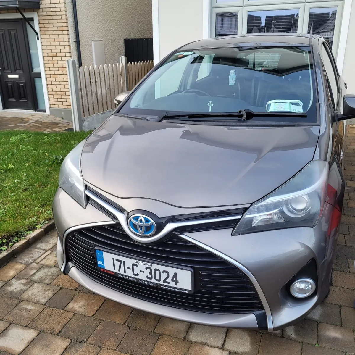 Toyota Yaris 2017 - Image 3
