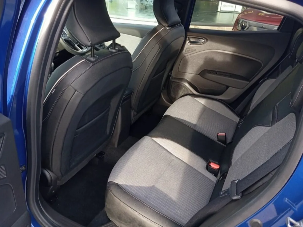 Renault Clio TCe 90 DFull Techno - Image 4