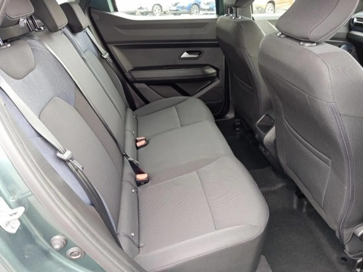 Dacia Duster HEV 140 Extreme - Image 3
