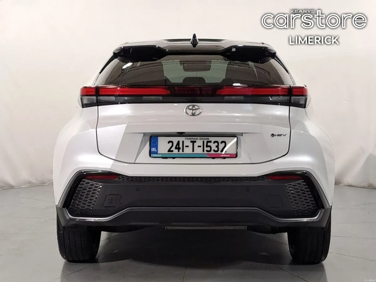 Toyota C-HR 1.8 HYBRID SOL - Image 4