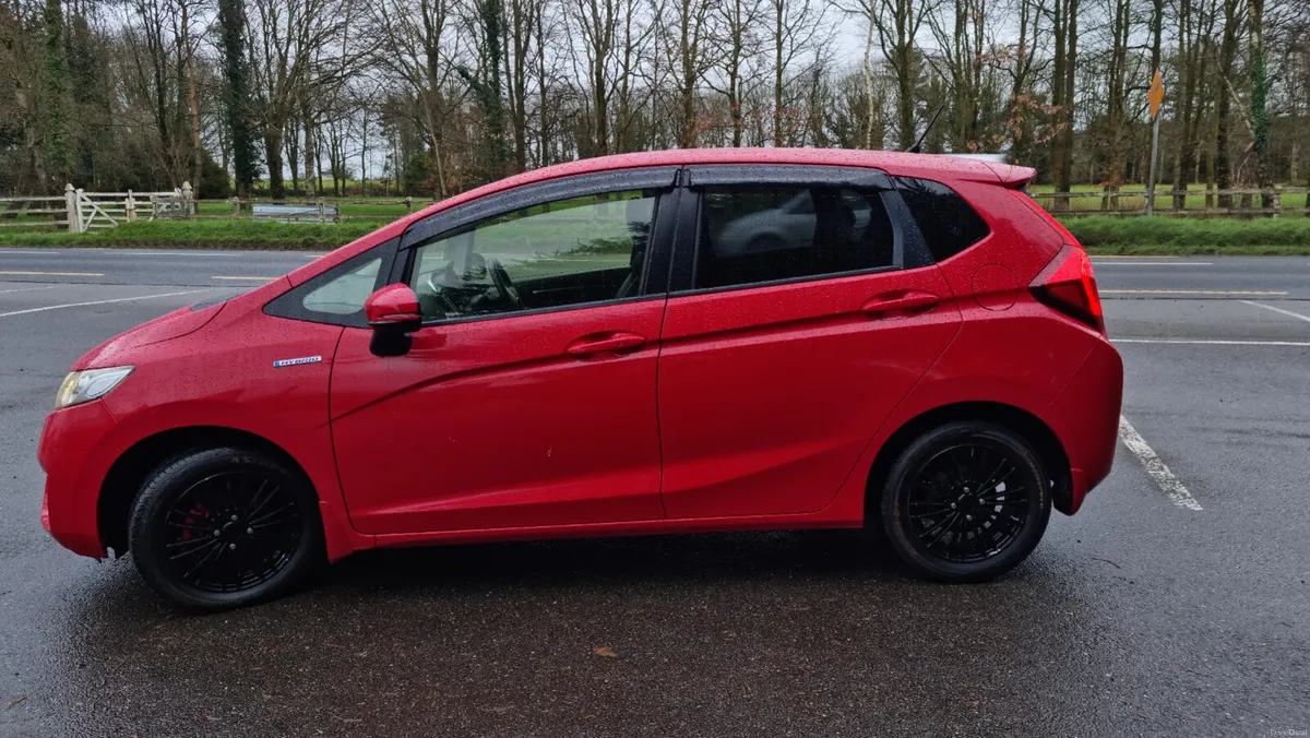 Honda Fit 2015 - Image 1