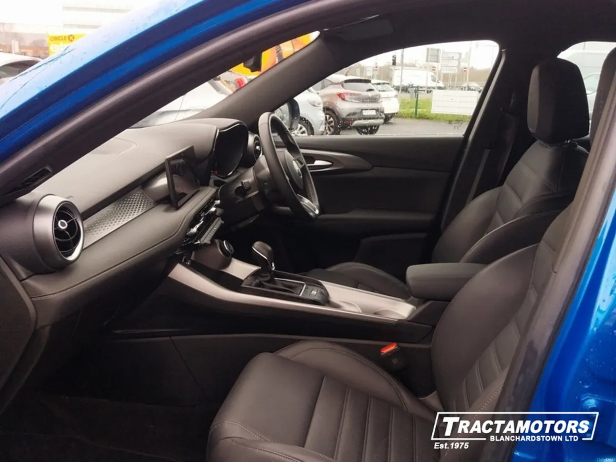 Alfa Romeo Tonale SPECIALE 1.3 280 PHEV Q - Image 4