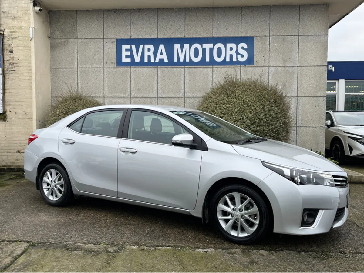 Toyota Corolla D-4D LUNA 1.4 DIESEL //SAT NAV//REV - Image 2