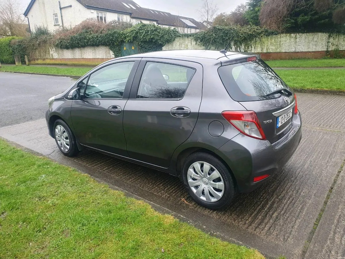 Toyota Yaris New NCT 1/27 - Image 4