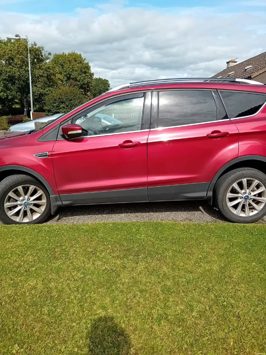 Ford Kuga 2016 - Image 2