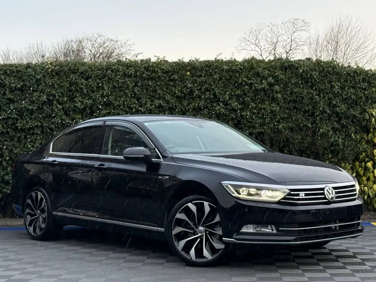 Volkswagen Passat HIGHLINE R-LINE PACK 2.0 TDI // - Image 1