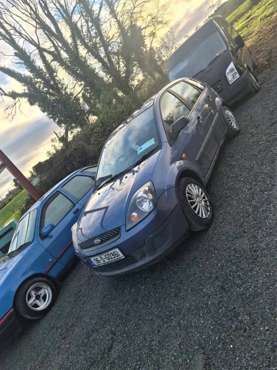 Ford fiesta - Image 2