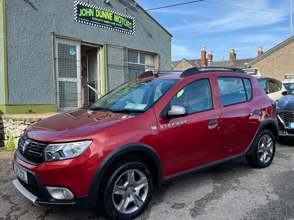 Dacia Sandero Stepway lopw mileage - Image 1