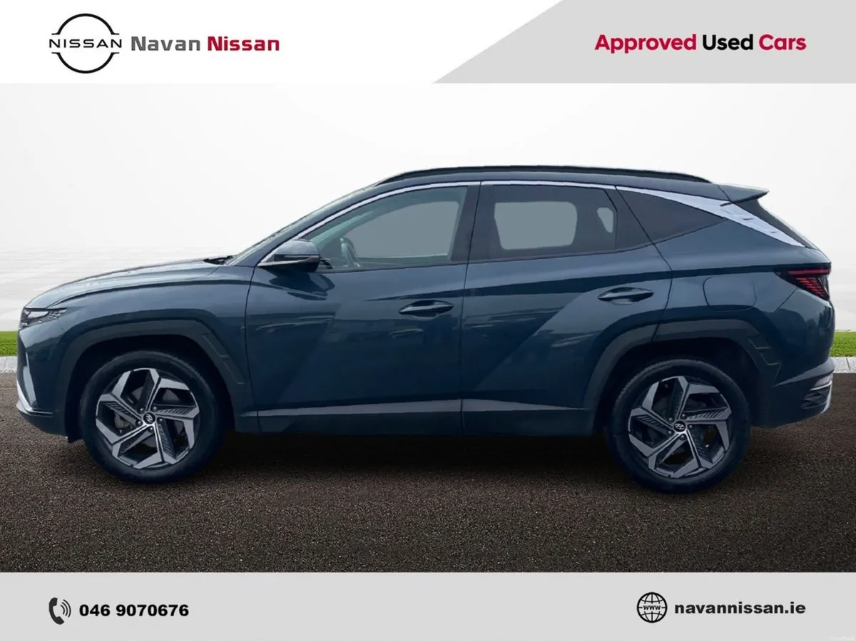 Hyundai Tucson 2WD Executive Plus HEV Auto - Image 4