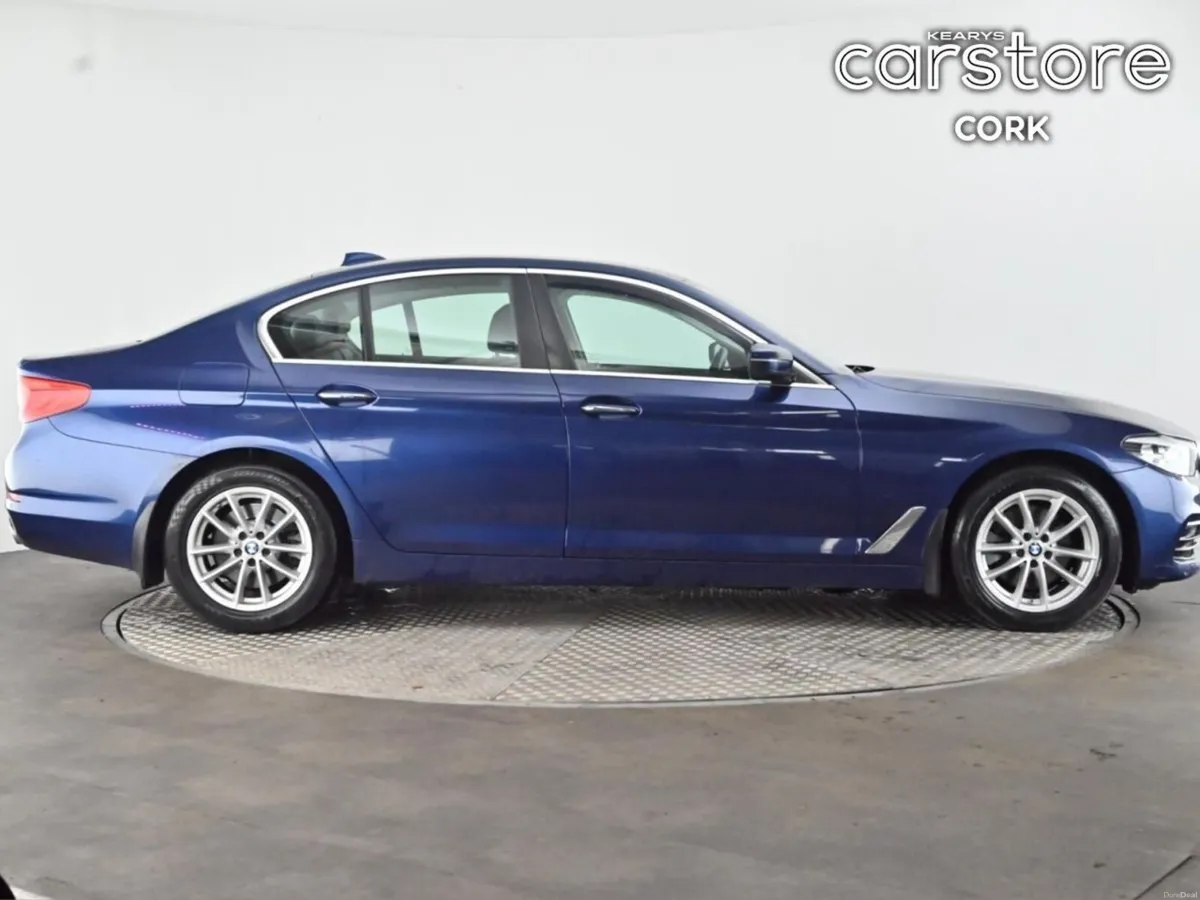 BMW 5-Series 520d SE 18" Auto - Image 2