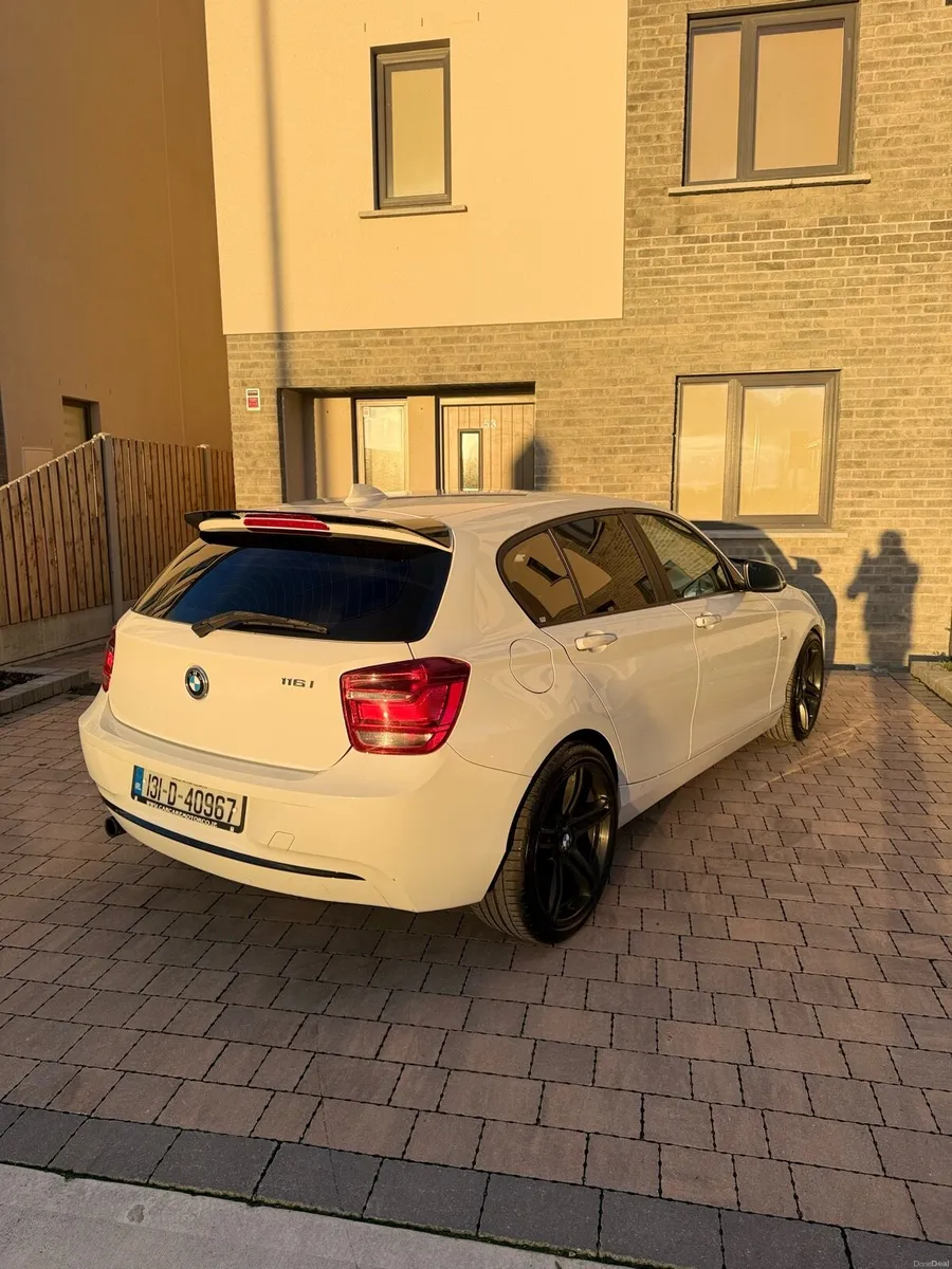 BMW 116i Automatic - Image 3